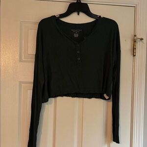 American Eagle Outfitters soft and Sexy Rib Forest Green Long Sleeve Crop Top